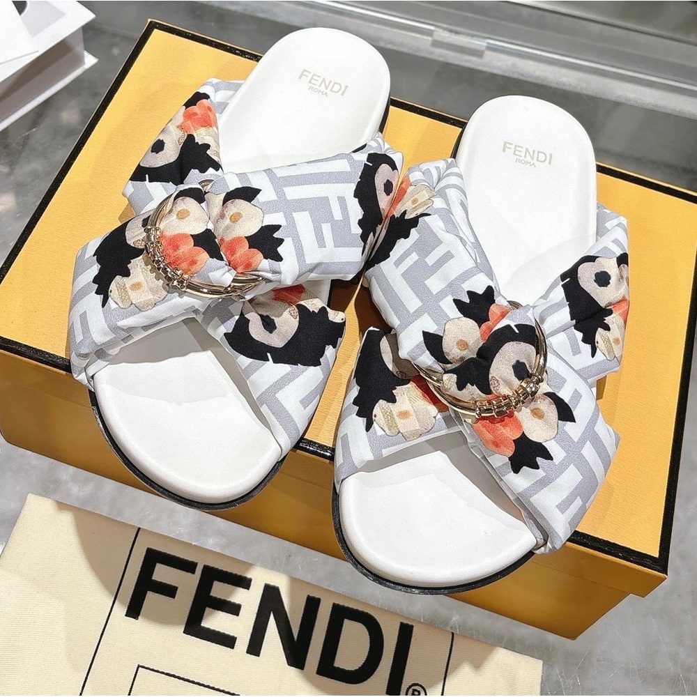 Fendi Women's White Floral Logo Crisscross Slide Sandals